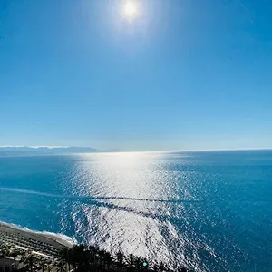 ¡magníficas Vistas Al Mar! Piscina Y Wifi Gratis , Torremolinos España
